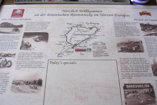 �e�[�u���ɂ����Ă鎆