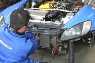 ���O����