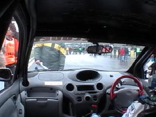 �C�e�I�@�Ƃ��������肵�āi�΁j