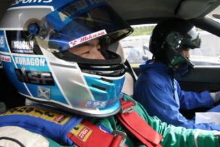 �e����������