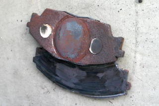 �ߑO���ŃI�g�R�ɂȂ����u���[�L�p�b�h