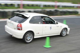 �t���u���|�L���O�I